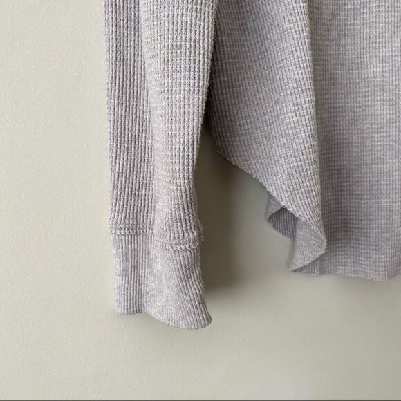 ARITZIA-TNA Waffle Knit Nevado Thermal (Small) - Picture 10 of 13